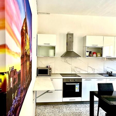 Camag Apartment - Very Close To Airport Birżebbuġa Exteriör bild